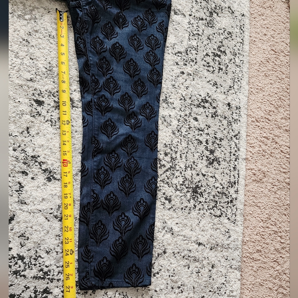 Coldwater Creek Natural Fit Velvet Printed Jeans Womens Size 10 Boho Chic - Picture 3 of 8